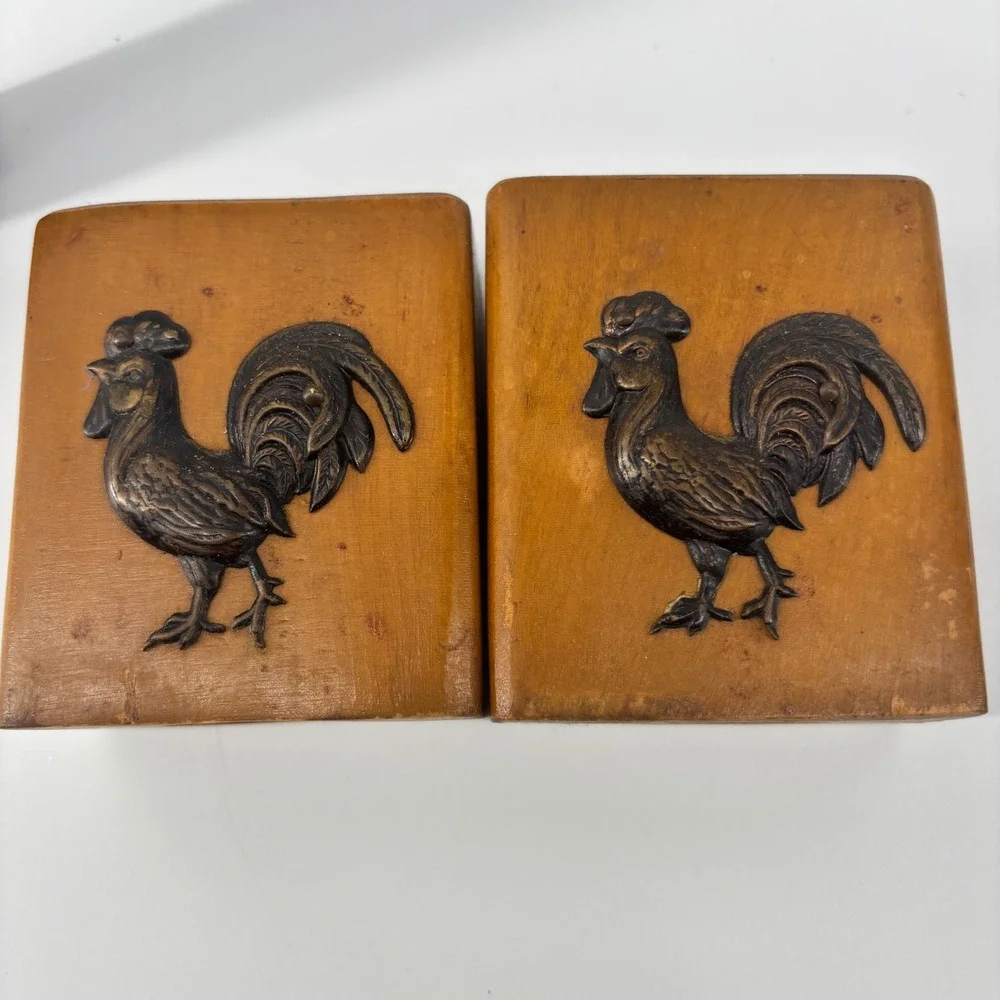 Vtg Victor Goldman Rooster Bottle Opener Cap Catcher Salt Pepper Shakers Set 3pc
